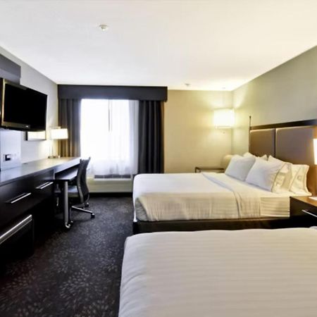 Holiday Inn Express Romulus / Detroit Airport By Ihg Zewnętrze zdjęcie