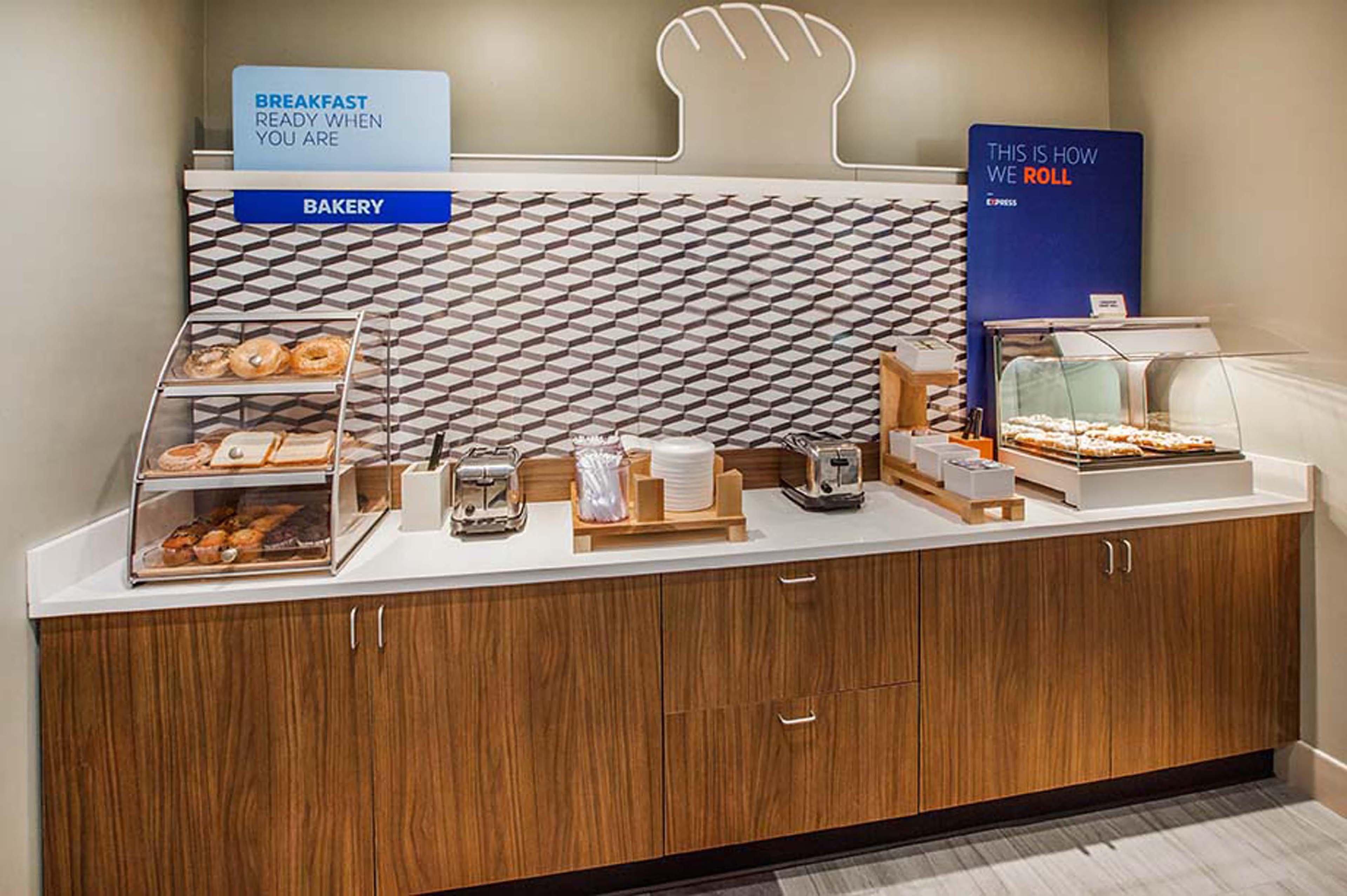 Holiday Inn Express Romulus / Detroit Airport By Ihg Zewnętrze zdjęcie