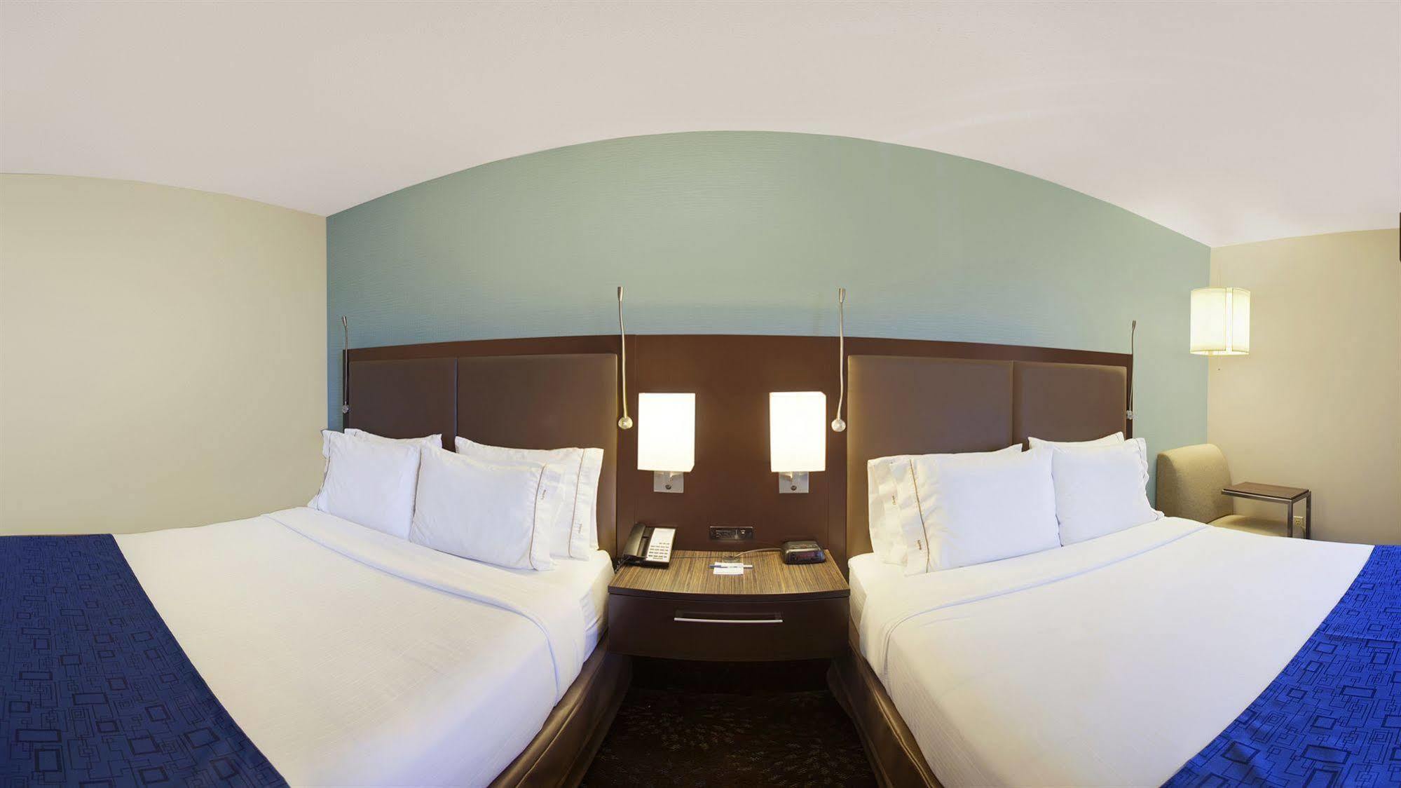 Holiday Inn Express Romulus / Detroit Airport By Ihg Zewnętrze zdjęcie